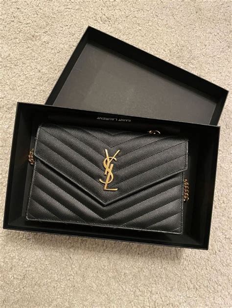 ysl c wall mono grain de poudre sl|Saint Laurent.